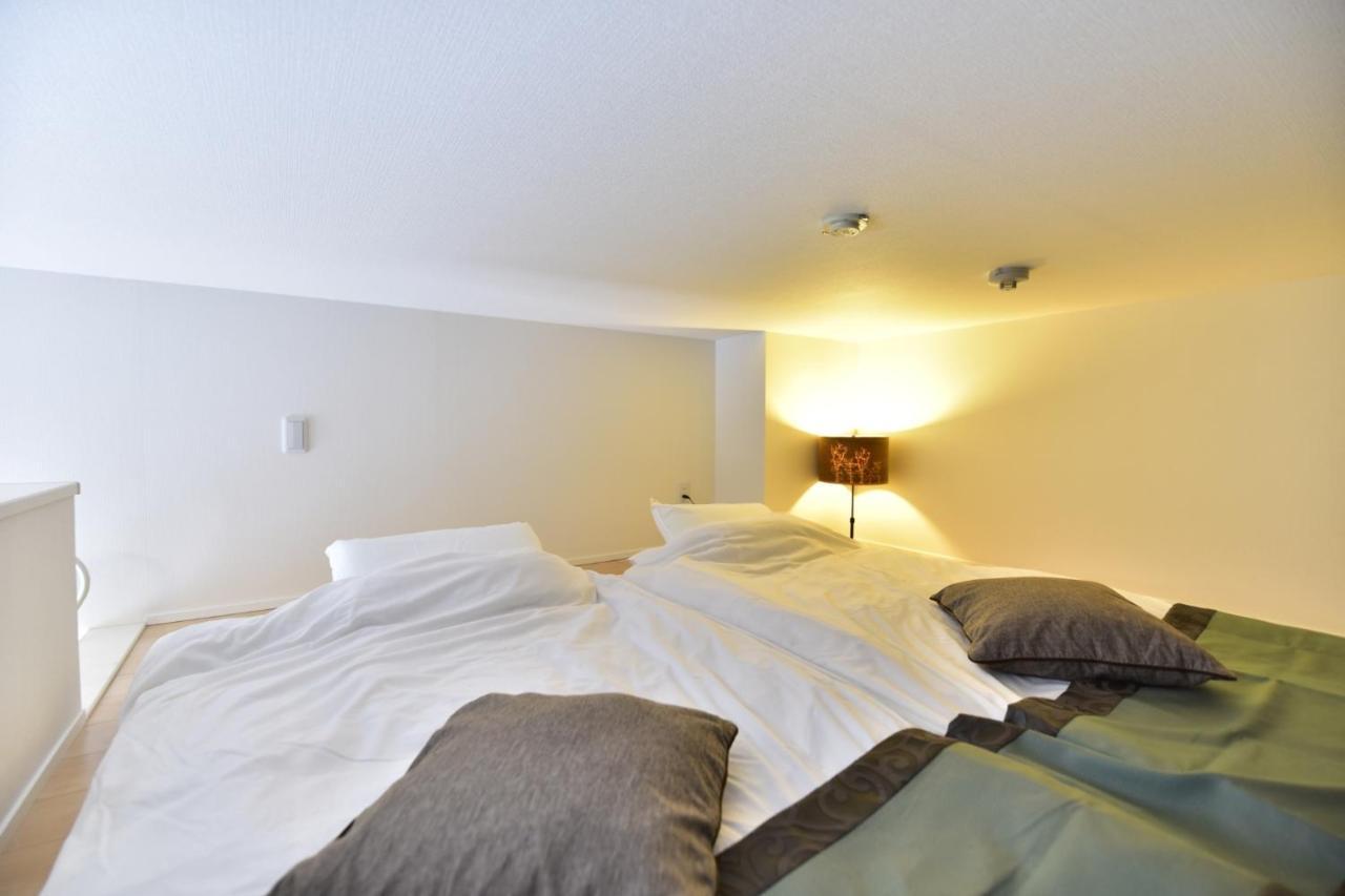 モノトーン難波 Appartement Osaka Buitenkant foto